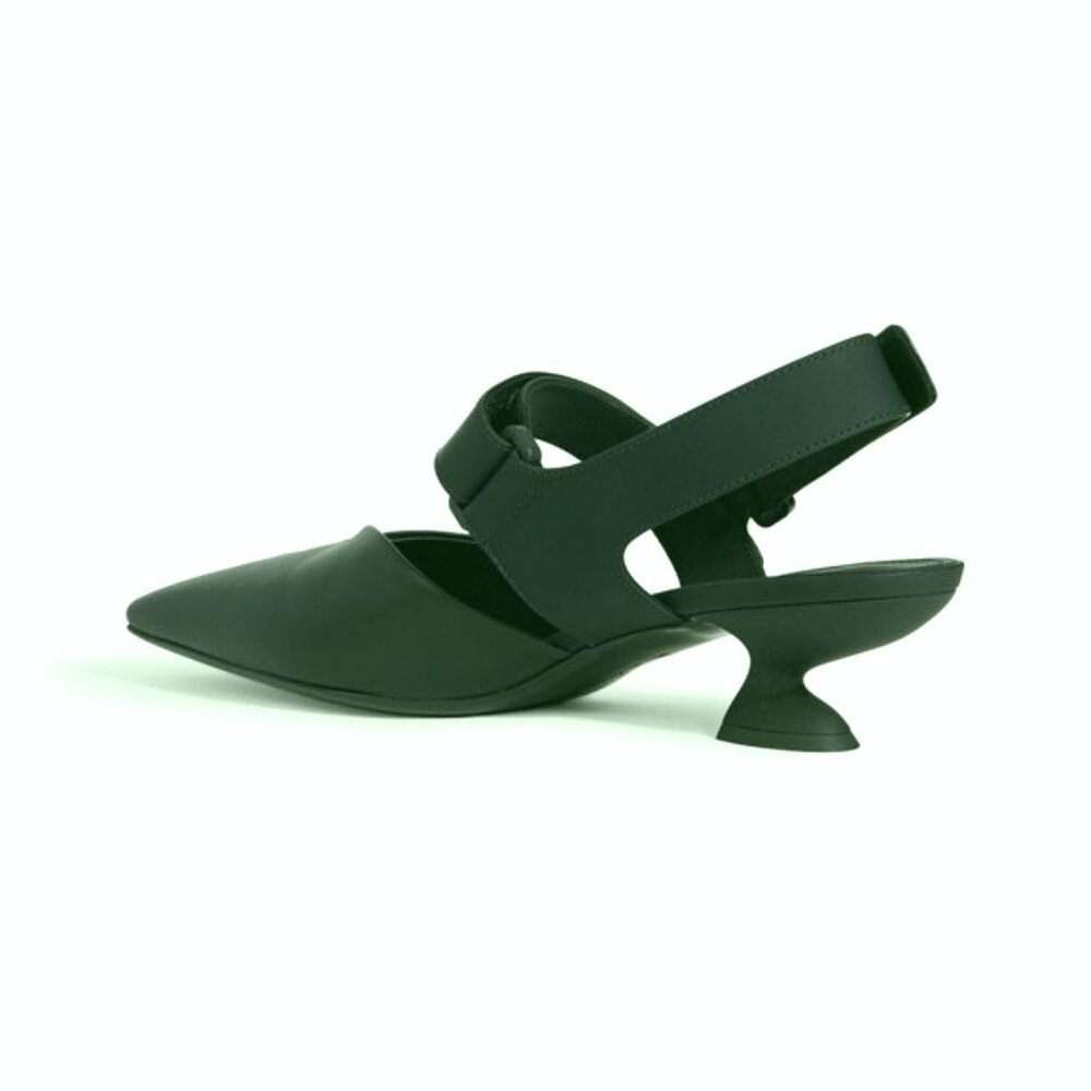 Ferragamo Sagar 40 Lambskin Slingback Pumps - Women - US7C - NWT - Picture 3 of 12